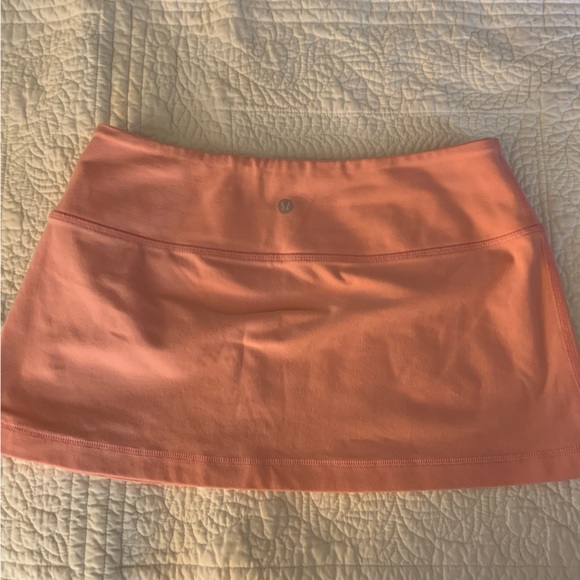Lululemon - Tennis skirt - Picture 2 of 3